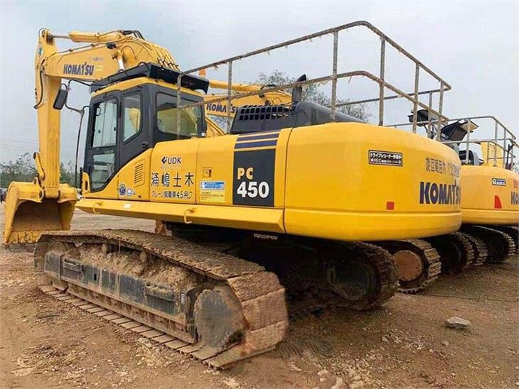Excavadora Komatsu PC450-7 usada