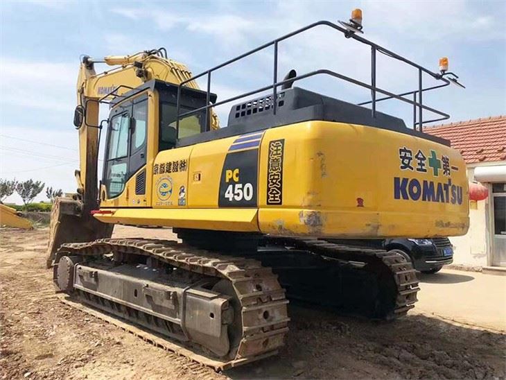 Excavadora Komatsu PC450-8 usada