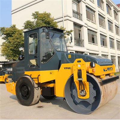 Rodillo compactador de accionamiento hidráulico