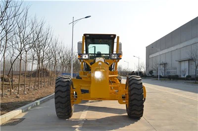 Motoniveladora grande