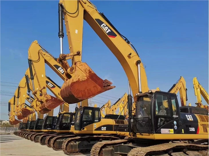 Excavadora fuerte
